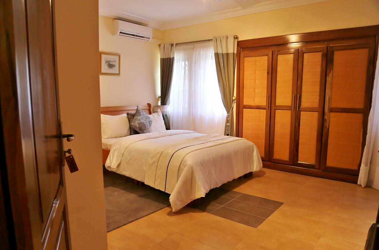 Eden Vale Hotel Ajiringano ภายนอก รูปภาพ