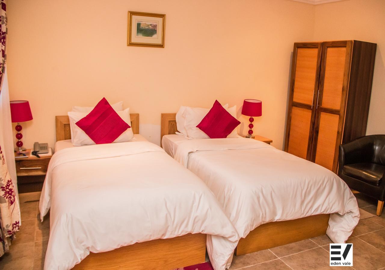 Eden Vale Hotel Ajiringano ภายนอก รูปภาพ