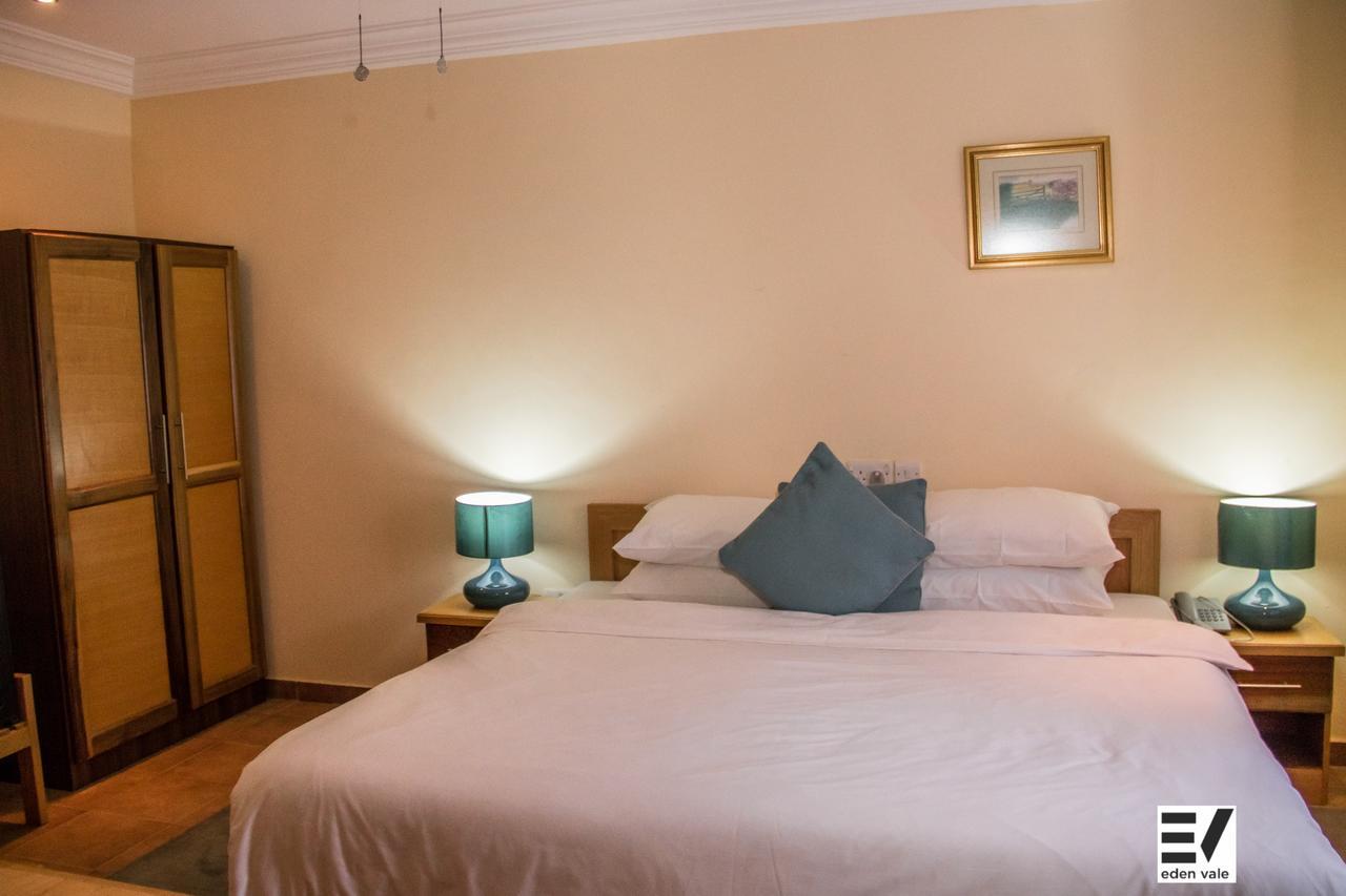 Eden Vale Hotel Ajiringano ภายนอก รูปภาพ