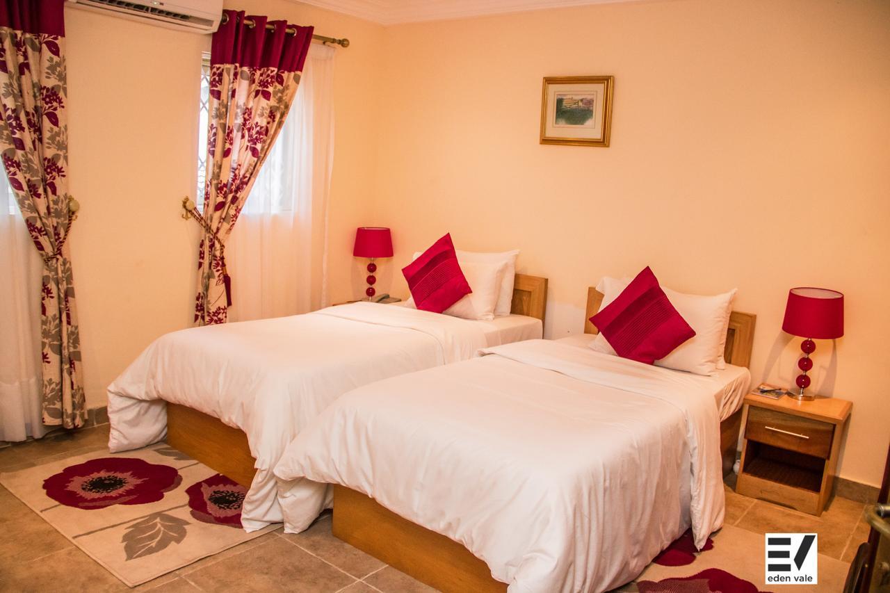Eden Vale Hotel Ajiringano ภายนอก รูปภาพ