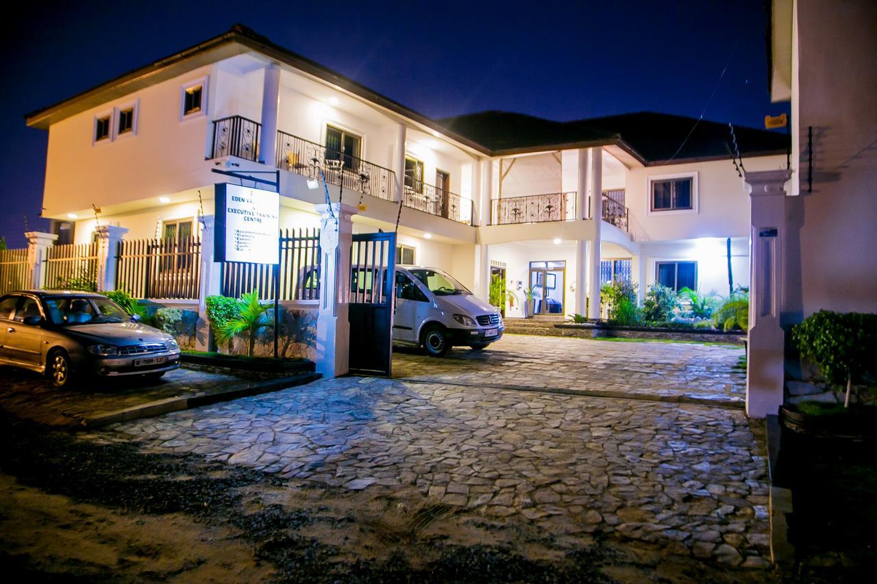 Eden Vale Hotel Ajiringano ภายนอก รูปภาพ