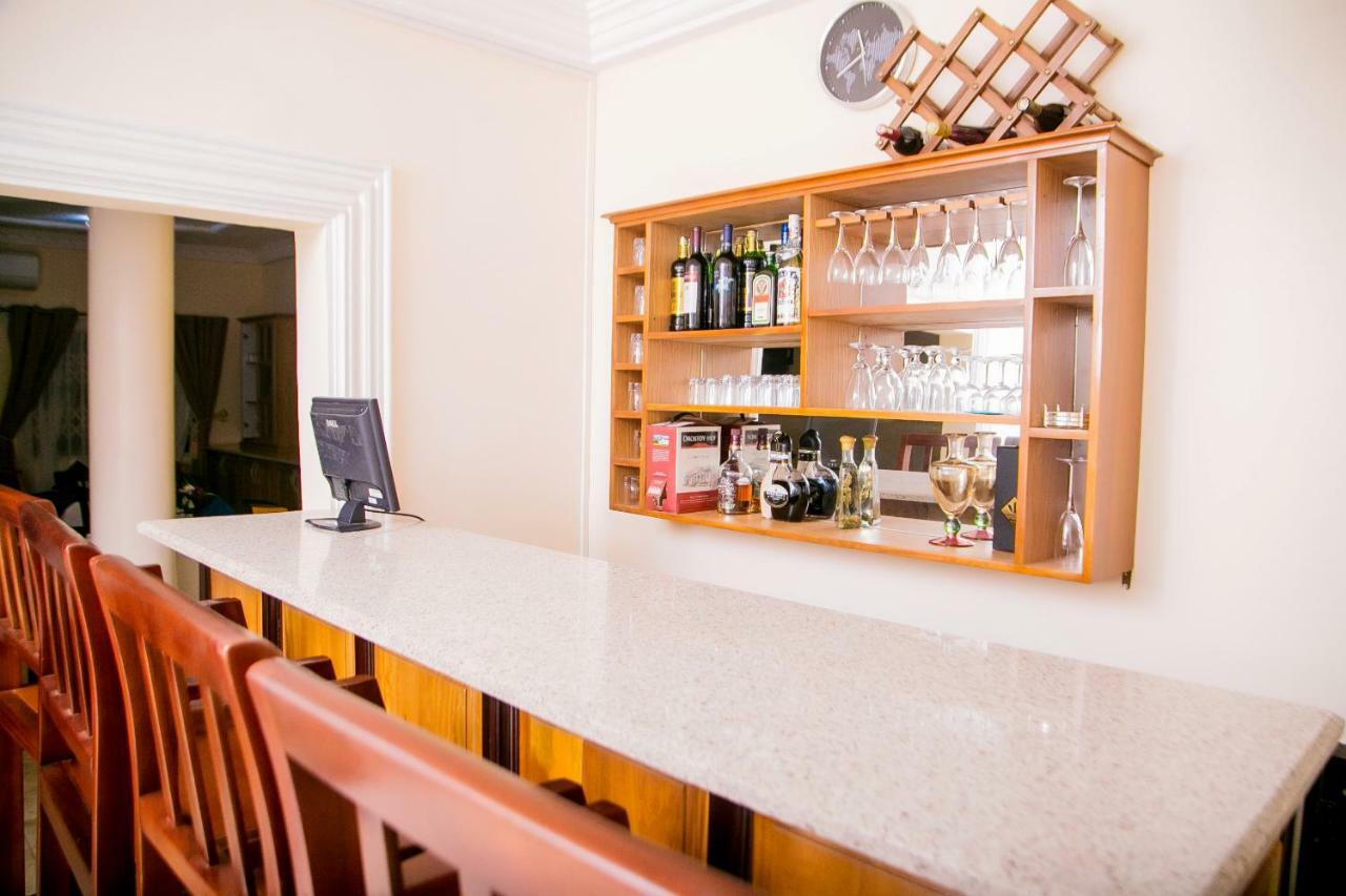 Eden Vale Hotel Ajiringano ภายนอก รูปภาพ